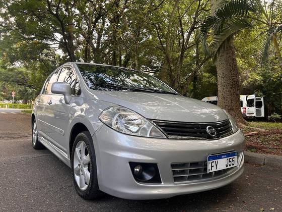 NISSAN TIIDA 1.8 SL 16V FLEX 4P MANUAL